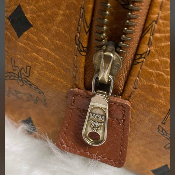 Authentic MCM Small Boston Bag Visetos - Picture 11 of 16